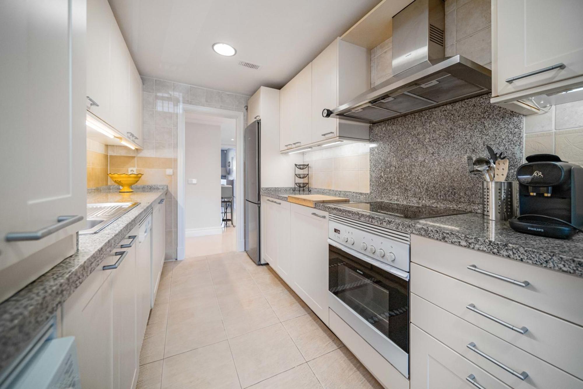 Appartamento Beachfront Golden Mile Puento Sea View Wifi